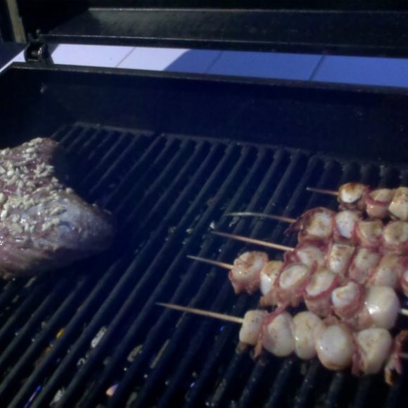 Bacon wrapped scallops